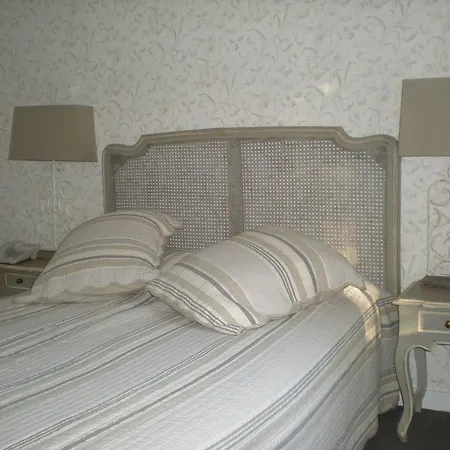 ホテル Egmond 3*